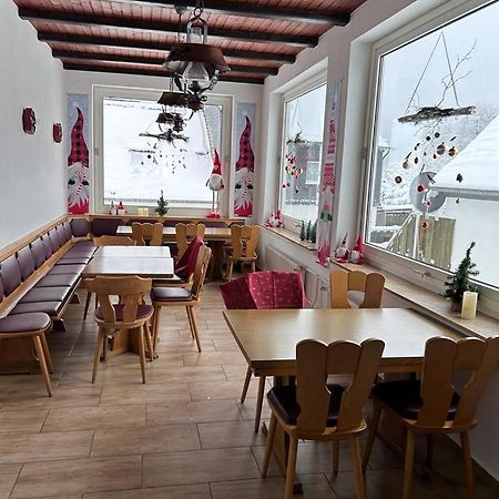 הוילה ווינטרברג Ferienhaus Astenblick - Ideal Fuer Weihnachtsfeiern Und Familienfeiern Bietet Schlafplaetze Fuer Bis Zu 35 Personen מראה חיצוני תמונה