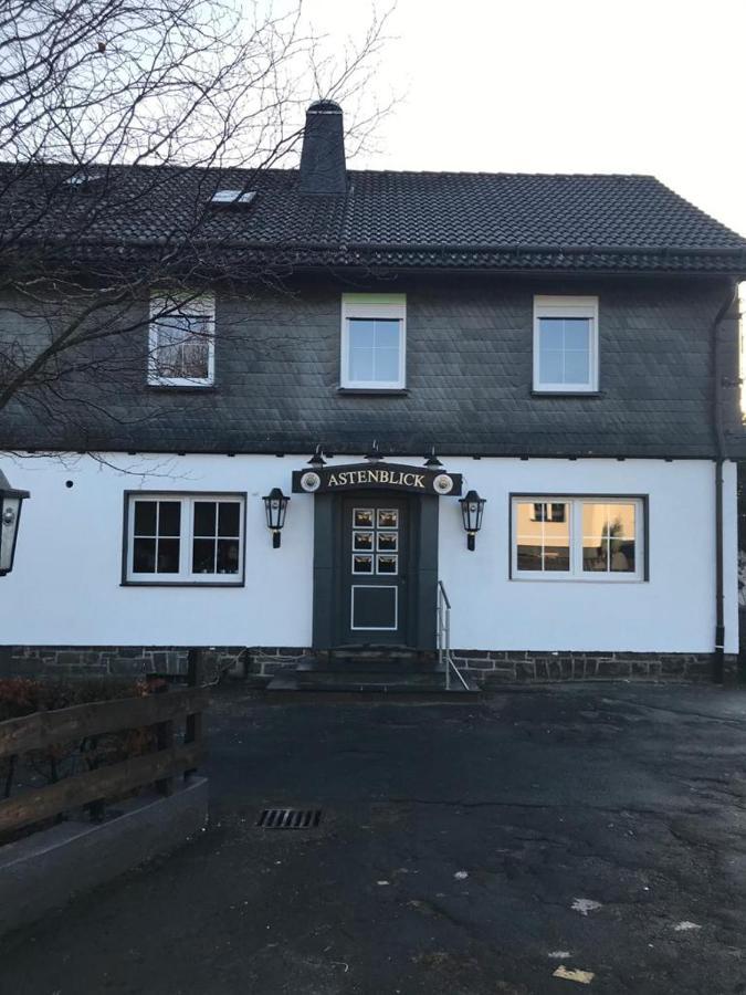 הוילה ווינטרברג Ferienhaus Astenblick - Ideal Fuer Weihnachtsfeiern Und Familienfeiern Bietet Schlafplaetze Fuer Bis Zu 35 Personen מראה חיצוני תמונה