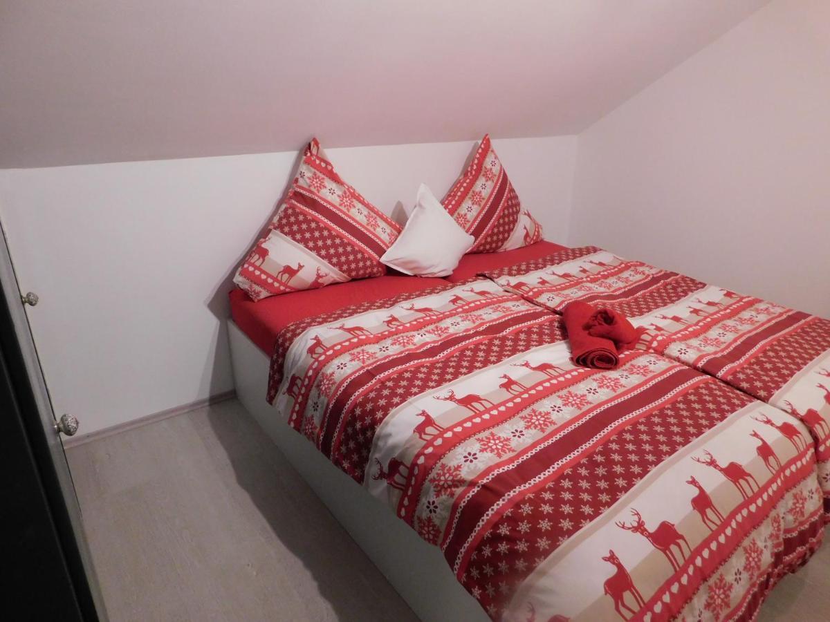 הוילה ווינטרברג Ferienhaus Astenblick - Ideal Fuer Weihnachtsfeiern Und Familienfeiern Bietet Schlafplaetze Fuer Bis Zu 35 Personen מראה חיצוני תמונה